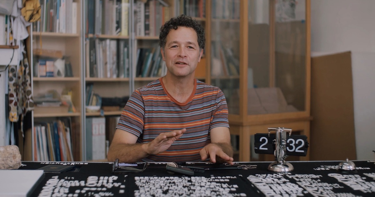 public trust documentary | Nara Roesler